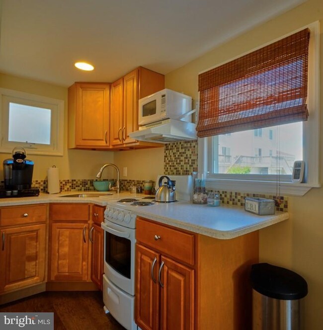 508 Engleside Ave unit B, Beach Haven, NJ 08008 - photo 7
