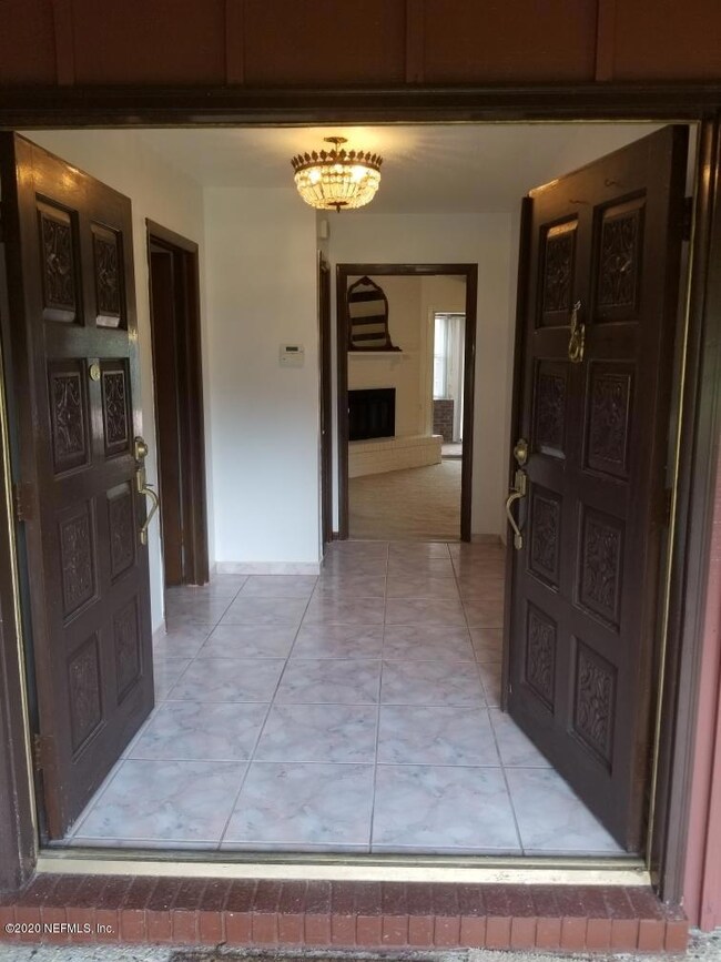 5605 Fort Sumter Rd, Jacksonville, FL 32210 - photo 5