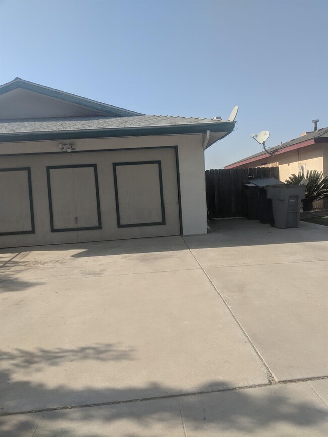 3560 Argyle Ave, Clovis, CA 93612 - photo 3