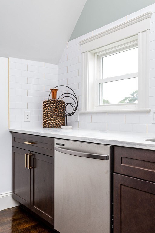 2 Harlem St unit 3, Dorchester, MA 02121 - photo 6