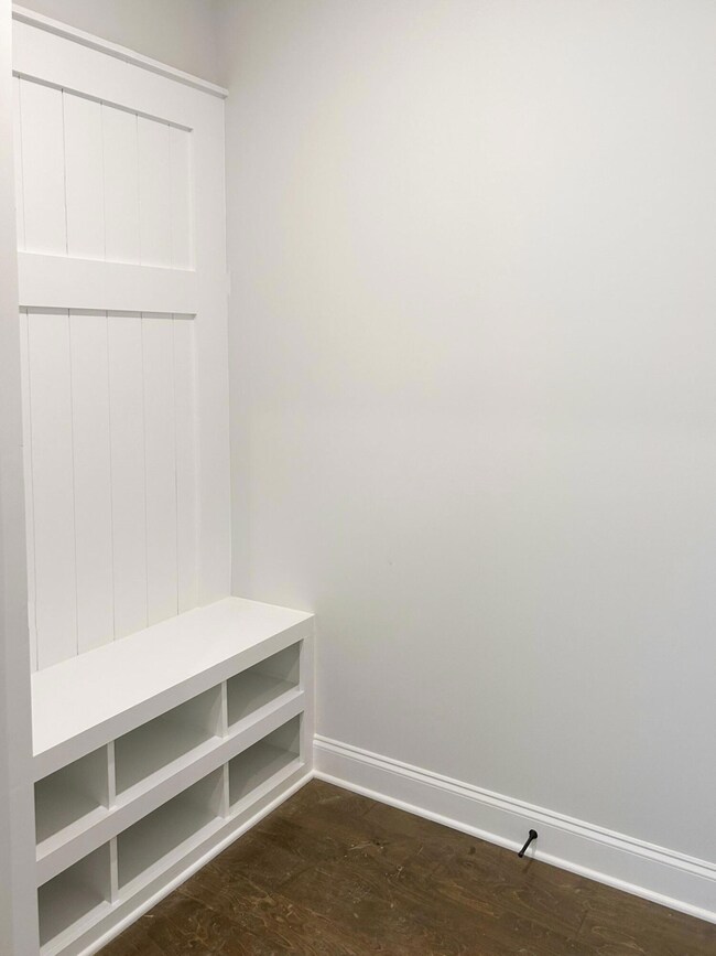 1-drop zone (entry from garage)