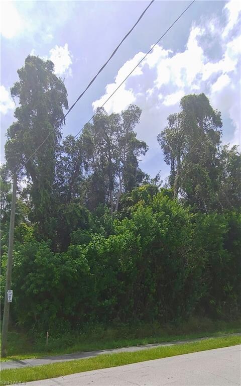 7570/7572 Winged Foot Dr, Fort Myers, FL 33967 - photo 2