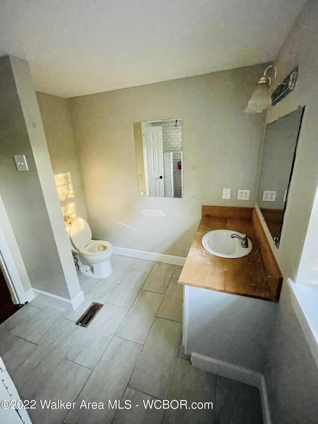 Guest Bathroom