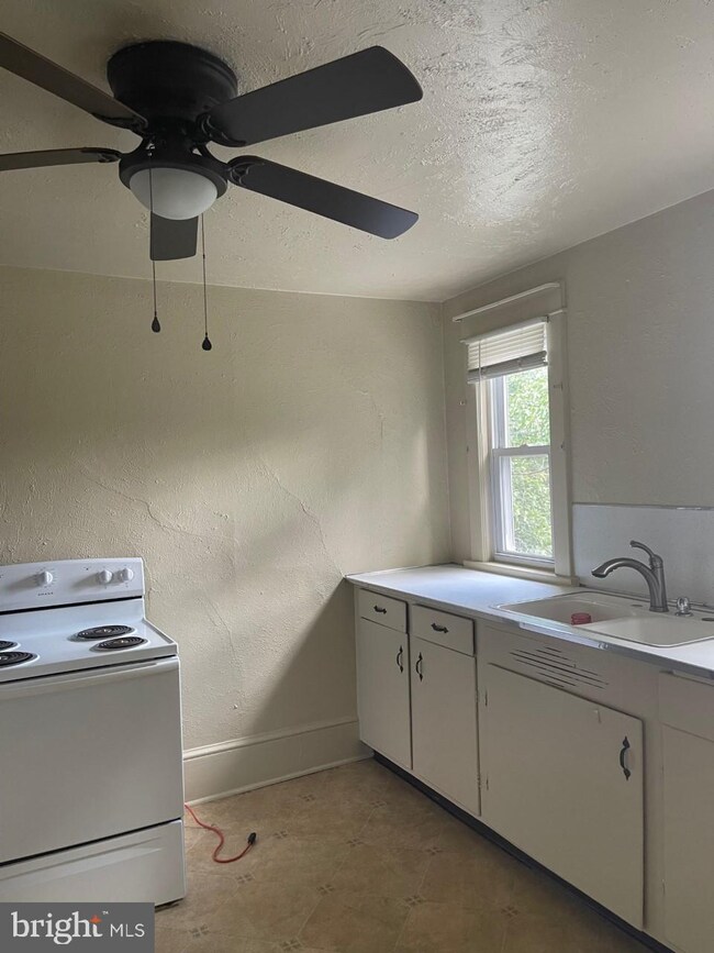 533 N West Ave unit 2, Vineland, NJ 08360 - photo 7