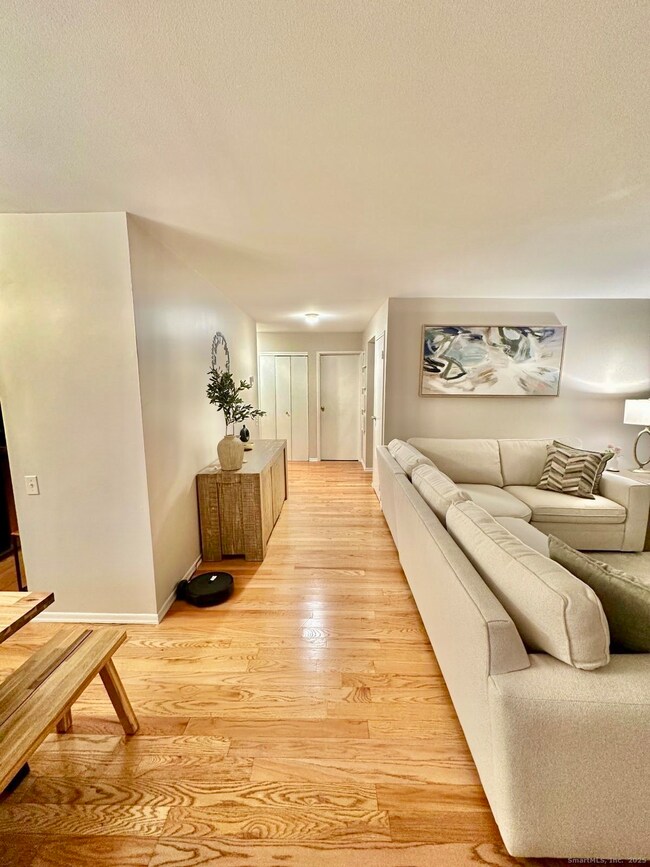 13 Keeler Close unit 13, Ridgefield, CT 06877 - photo 4