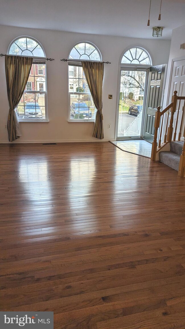 15516 Three Otters Place, Manassas, VA 20112 - photo 5