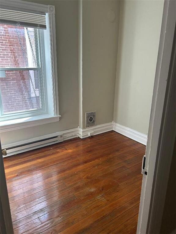 919 Hamilton St unit 2nd floor, Allentown, PA 18101 - photo 2