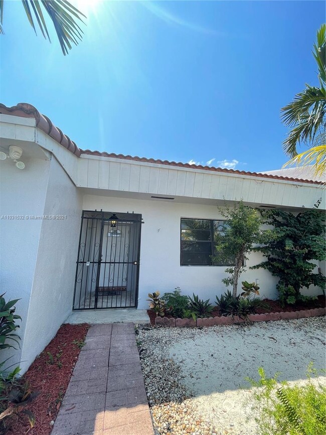 8004 SW 153rd Place, Miami, FL 33193 - photo 3