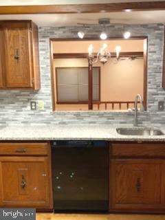 11624 Summer Oak Dr, Germantown, MD 20874 - photo 5