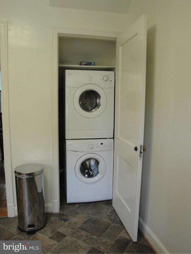 1210 S Barton St unit 321, Arlington, VA 22204 - photo 6