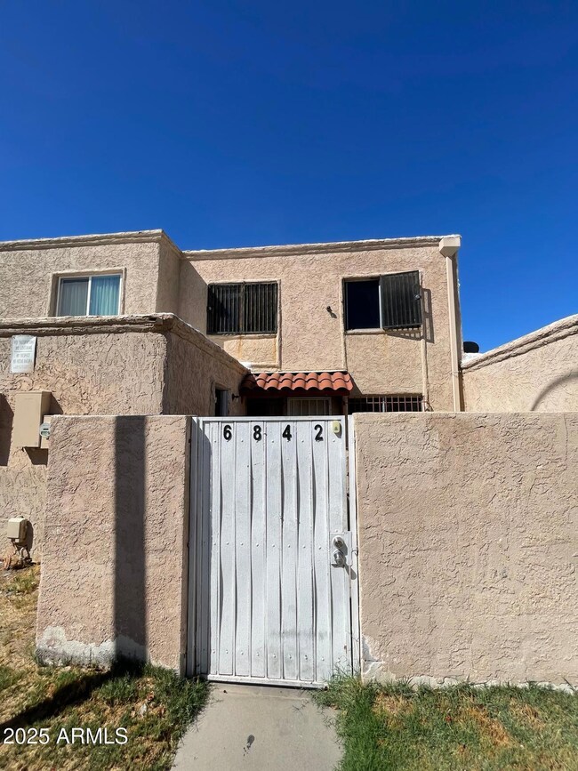 6842 W Devonshire Ave unit 265, Phoenix, AZ 85033 - photo 3