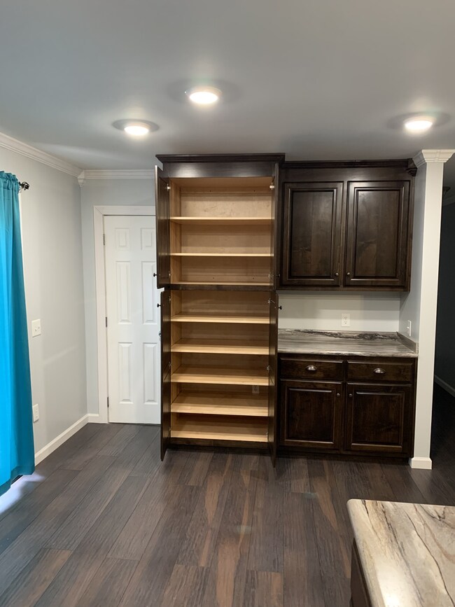 205 Ligon Dr, Shelbyville, TN 37160 - photo 6