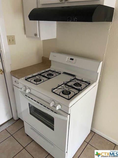 814 Hazelton St, San Marcos, TX 78666 - photo 3