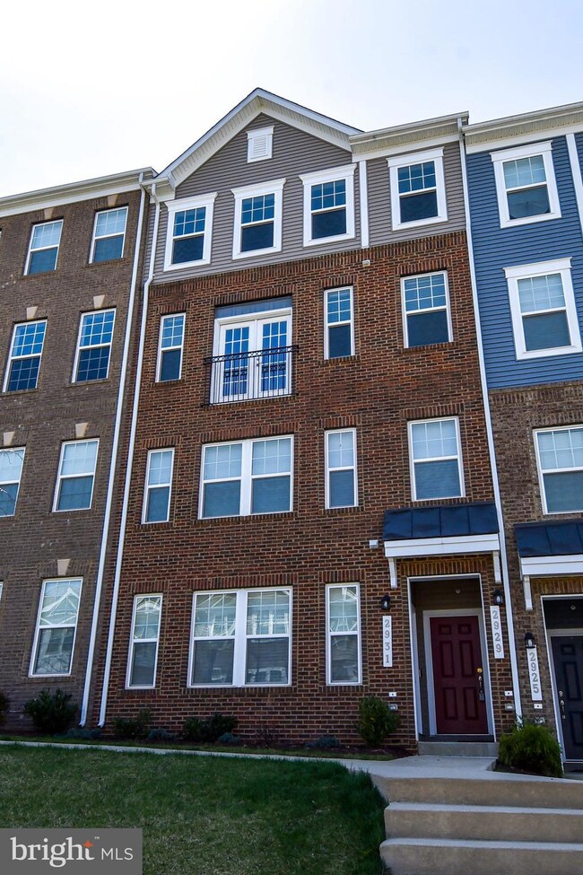 2929 Duvall Ridge Rd unit 565, Greater Landover, MD 20785 - photo 2