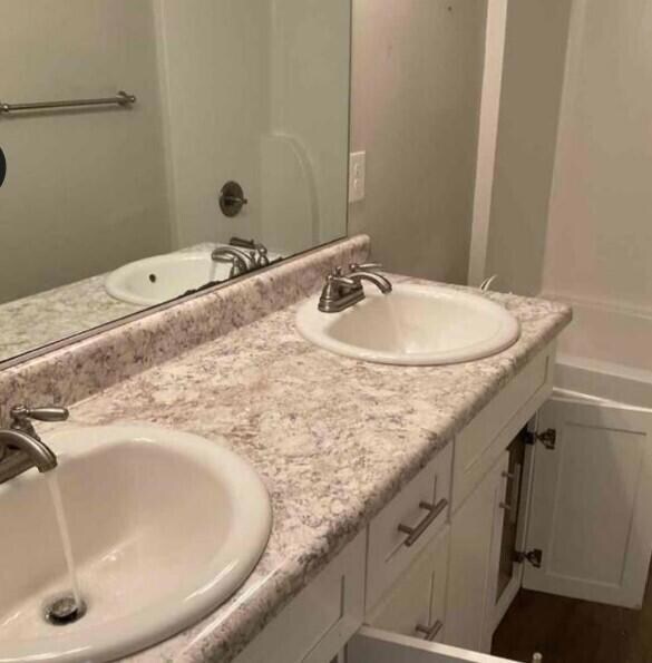 4277 Valencia Lane Bathroom