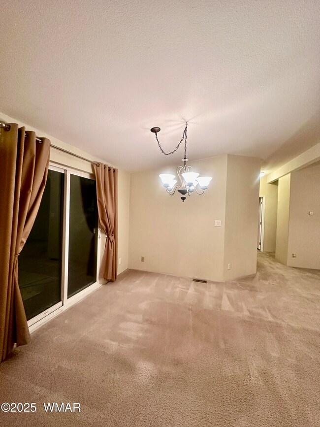 4452 Deer Valley, Wagon Wheel, AZ 85929 - photo 3