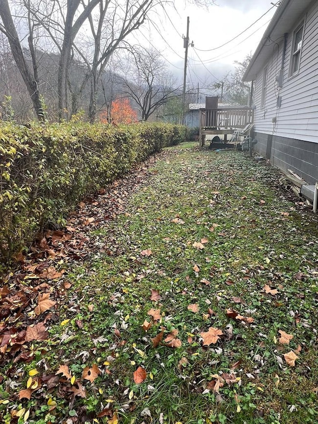 184 A & E Music Rd, Prestonsburg, KY 41653 - photo 5