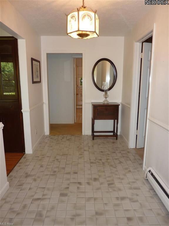 11355 Caves Rd, Chesterland, OH 44026 - photo 3