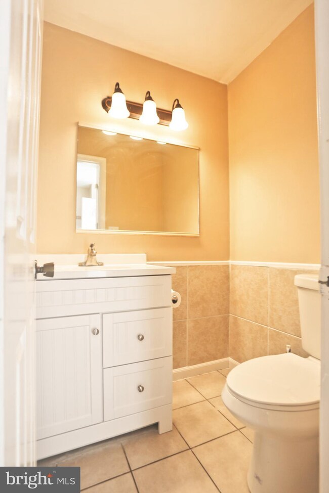 425 Gorman Ave, Laurel, MD 20707 - photo 4