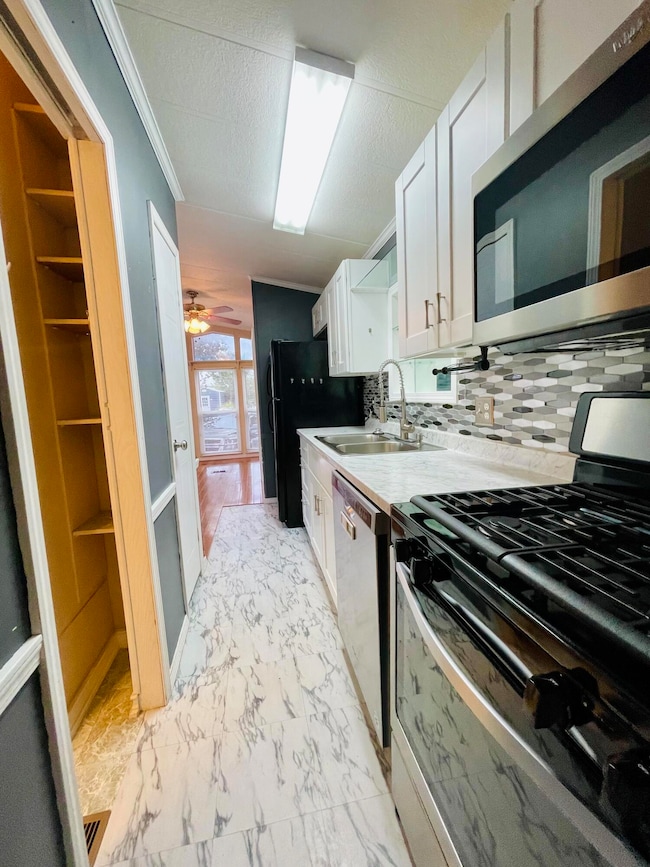 101 Hilltop Cir, Branson, MO 65616 - photo 2