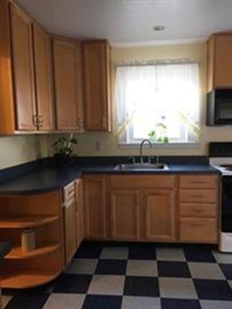 17 Eddy St unit 1, North Dartmouth, MA 02747 - photo 2