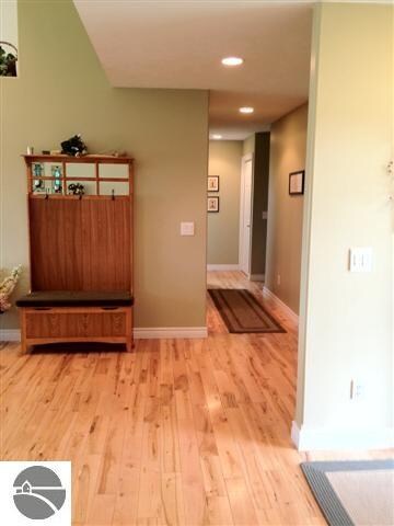 7839 E Longbranch Cir, Traverse City, MI 49684 - photo 5
