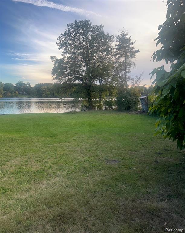 3364 E Pierson Rd, Flint, MI 48506 - photo 2