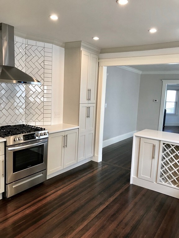 17 Archdale Rd unit 1, Roslindale, MA 02131 - photo 6