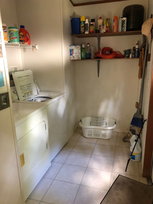 118 Jane Dr, Crawfordville, FL 32327 - photo 5