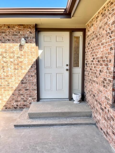 712 N 8th St, Wakeeney, KS 67672 - photo 3