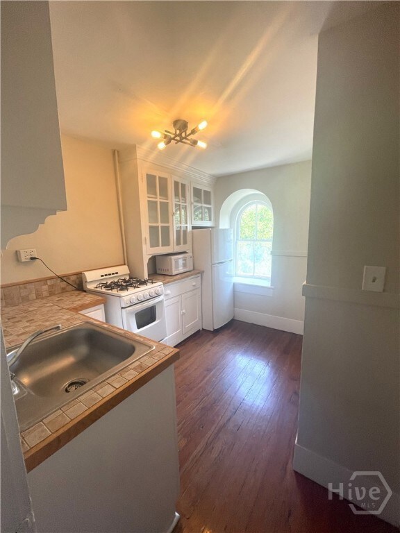 103 E Jones St unit 5, Savannah, GA 31401 - photo 7