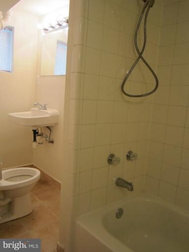 1016 Drum Ave, Capitol Heights, MD 20743 - photo 2