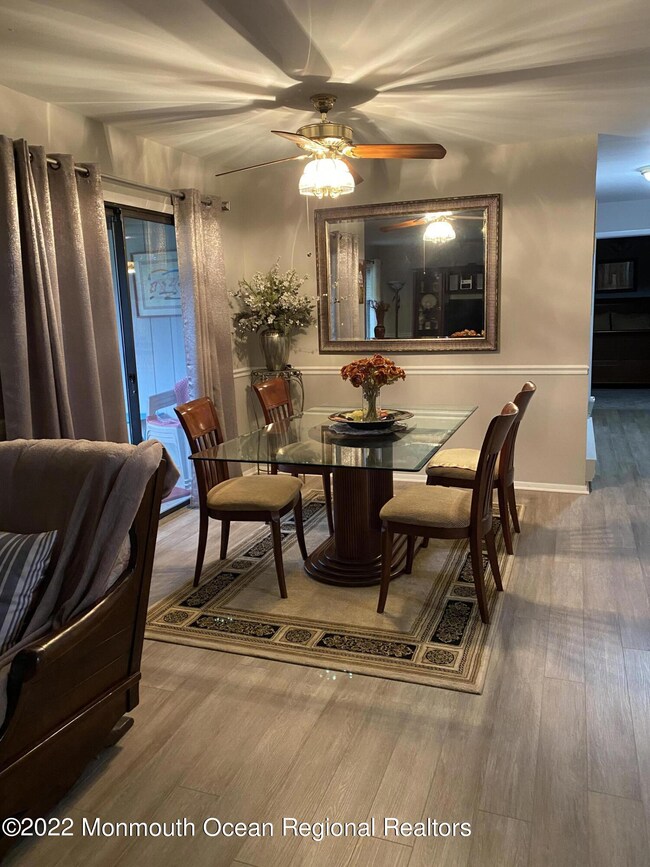 106E7D2E-F1D3-41D1-B6A8-6B39264C402A