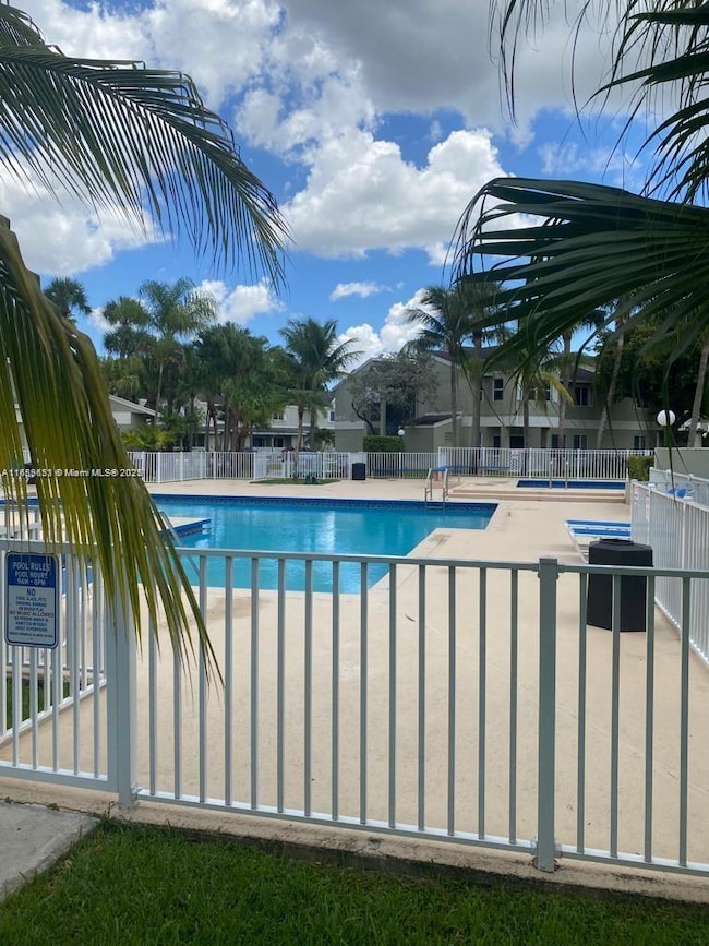 17565 NW 67th Place unit H8, Hialeah, FL 33015 - photo 3