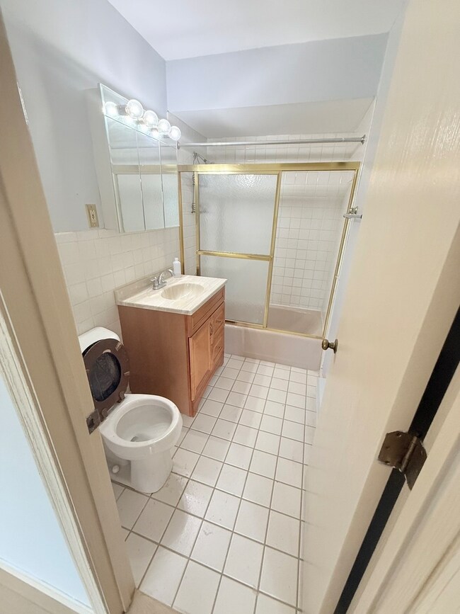 1925 Canal St unit 3D, Blue Island, IL 60406 - photo 6