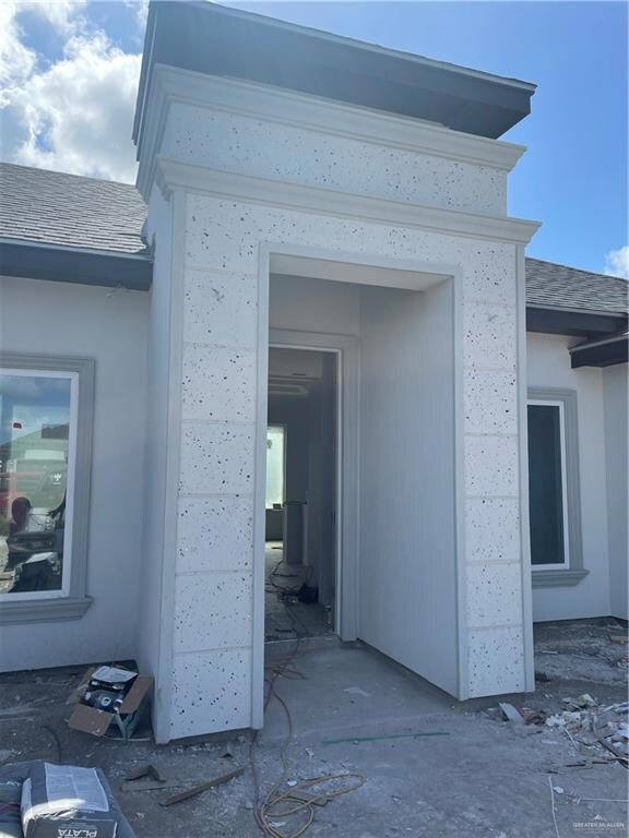 812 Hawk St, Alamo, TX 78516 - photo 2