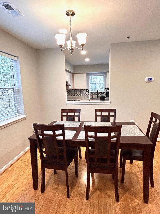 517 Mcmanus Way, Towson, MD 21286 - photo 7