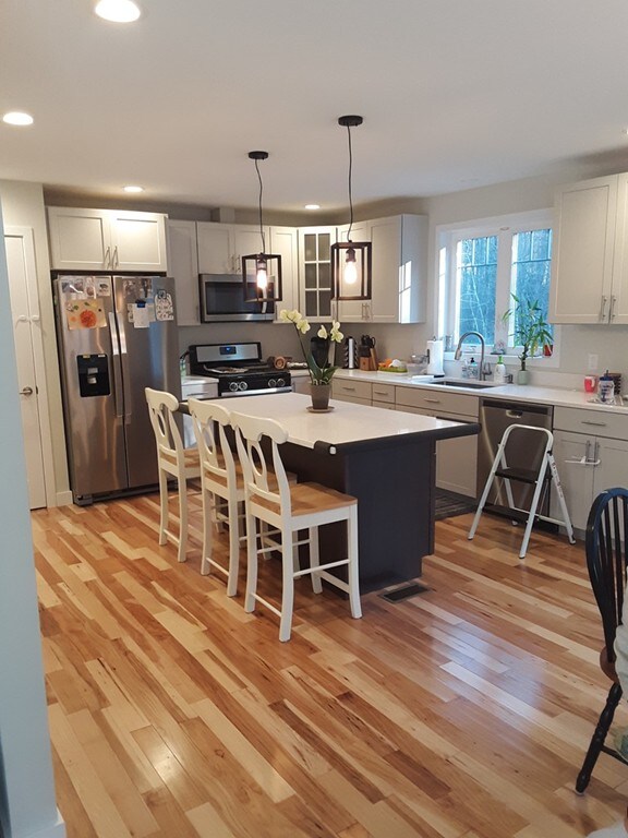 994 Florence Rd, Florence, MA 01062 - photo 5