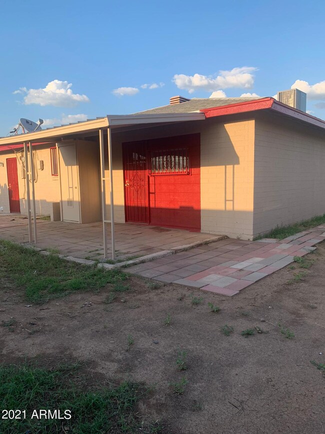 3026 N 43rd Ave, Phoenix, AZ 85031 - photo 5