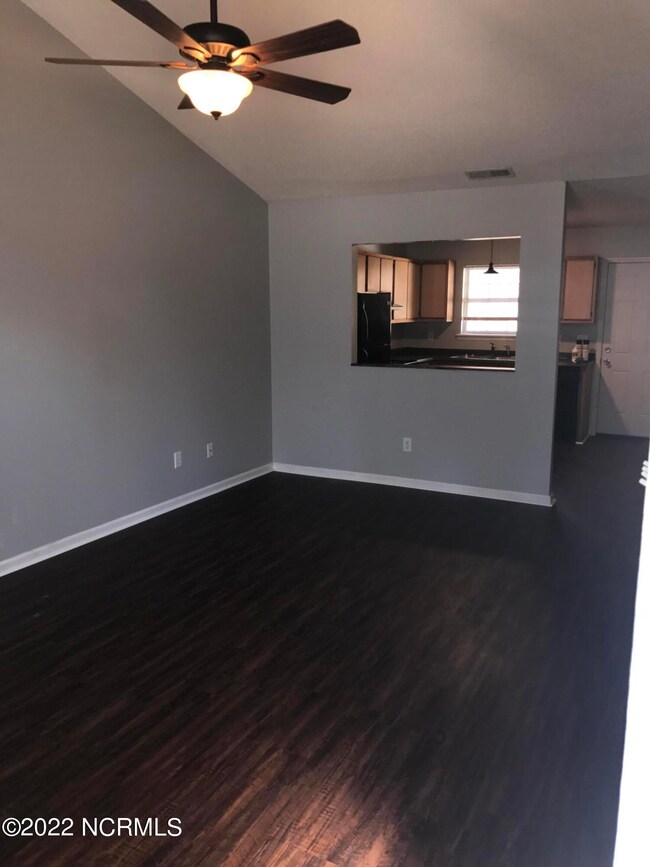 147 Brenda Dr, Jacksonville, NC 28546 - photo 2