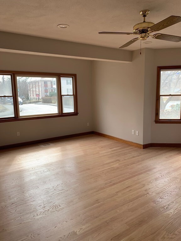 7 Westerly St unit 7, Wellesley, MA 02482 - photo 4