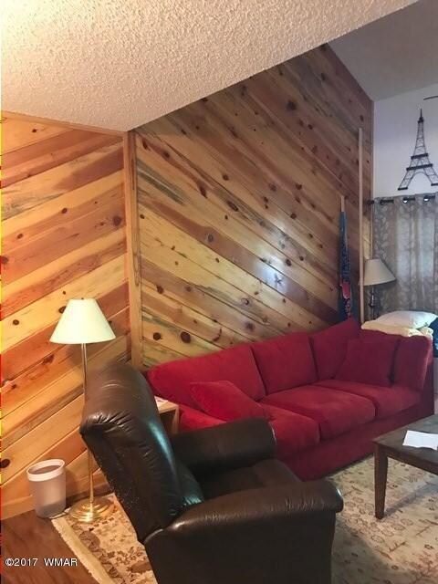 003_Living Room