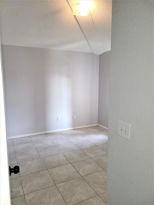 14509 Cabana Dr, Horizon City, TX 79928 - photo 7