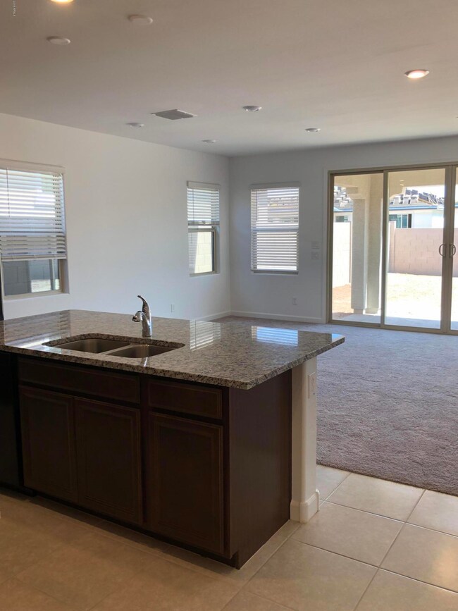 9907 E Thornbush Ave, Mesa, AZ 85212 - photo 6