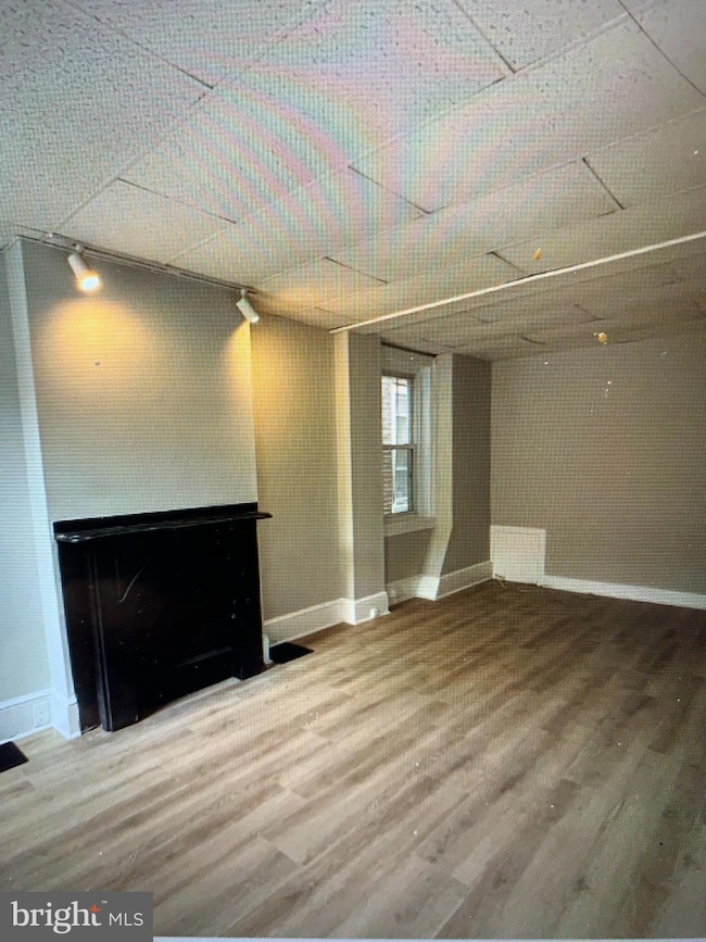 336 Barclay St unit A, Burlington, NJ 08016 - photo 2