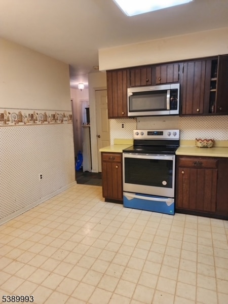 7 Killdeer Glen, Hackettstown, NJ 07840 - photo 2