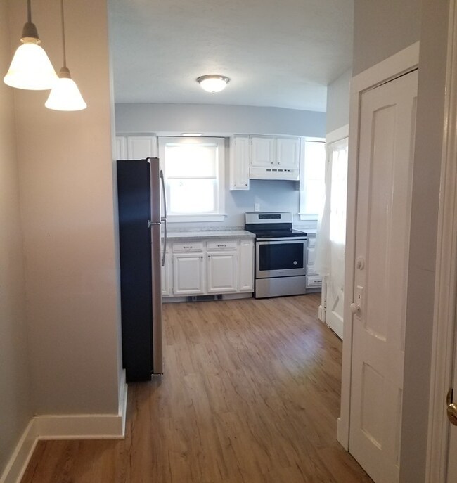 19 May St unit 1, Spencer, MA 01562 - photo 2