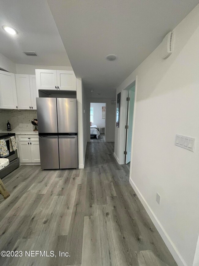 4728 Irvington Ave, Jacksonville, FL 32210 - photo 5