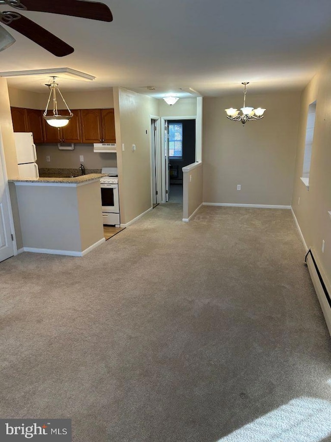 4701 Pennell Rd unit J11, Aston, PA 19014 - photo 5