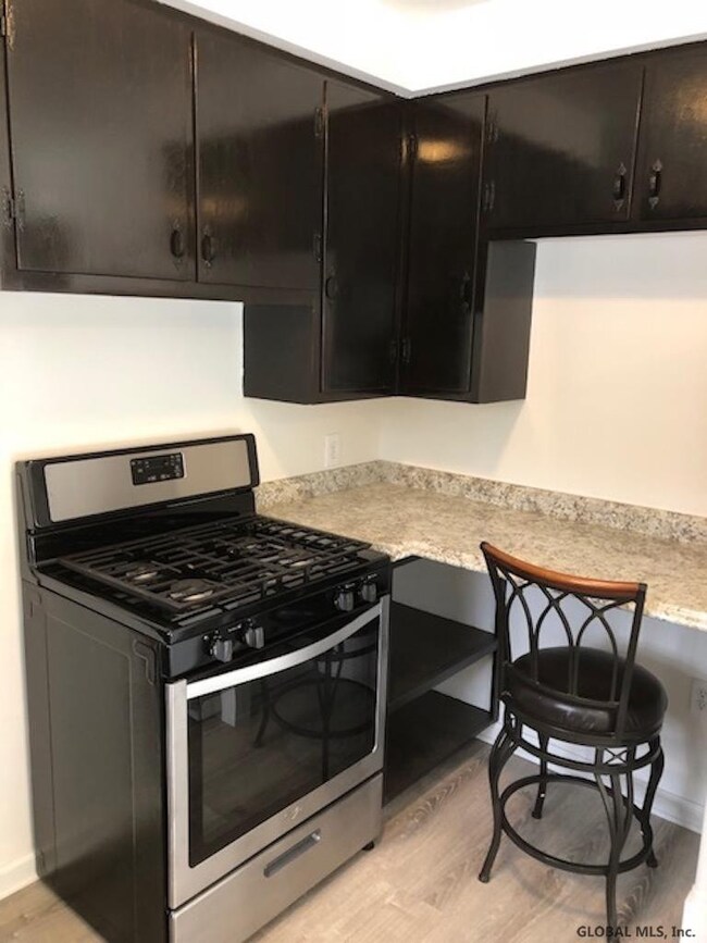 14 Hadel Rd, Schenectady, NY 12302 - photo 5